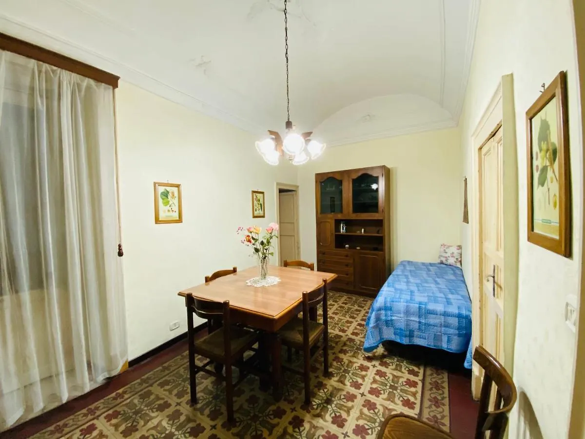 Zu Pippo'S House Apartment Catania
