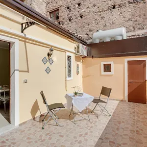 With Terrace- Casa Mariella Aeroporto di Catania Fontana Rossa