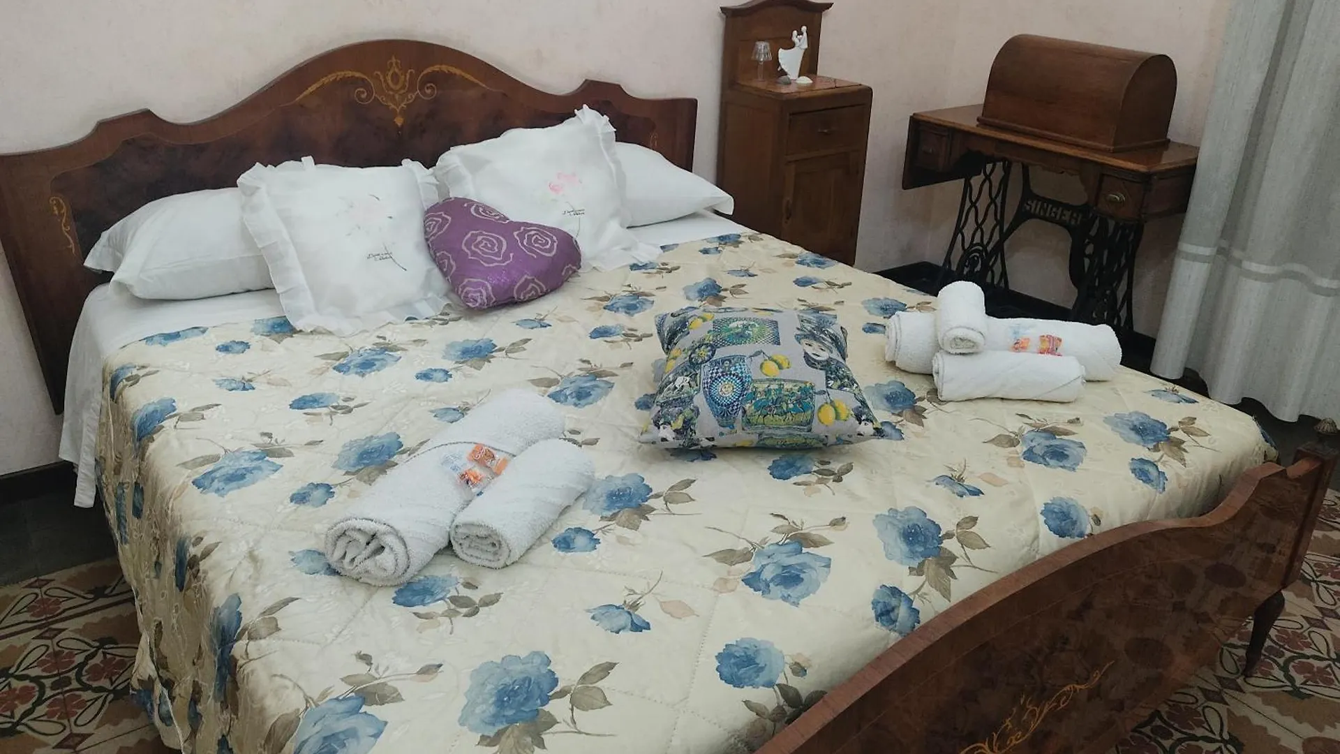 Zu Pippo'S House Apartment Catania